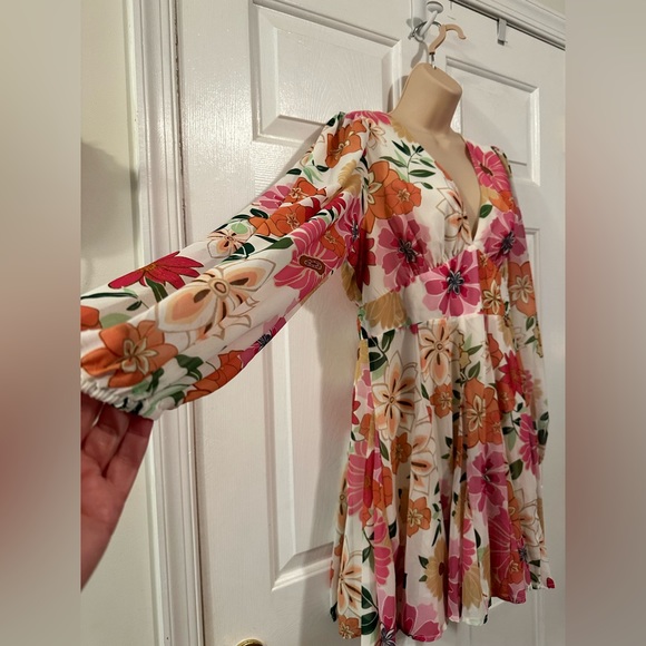Floral Dress - Lined - Picture 2 of 3